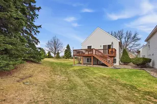 10272 Country Club Curve, Woodbury, MN 55129 - Photo 2