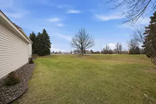 10272 Country Club Curve, Woodbury, MN 55129 - Photo 52