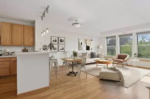 560 2nd Street N, Minneapolis, MN 55401 - Photo 1