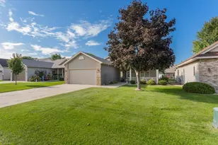 436 Wellington Cir, Waite Park, MN 56387 - Photo 28