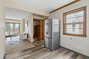 825 Kansas Ave, Saint Paul, MN 55107 - Photo 6