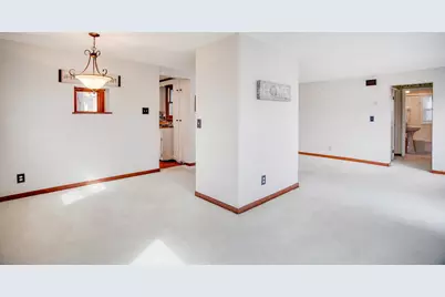 12210 28th Avenue N, Plymouth, MN 55441 - Photo 6