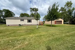 37106 Hackberry Point Rd, Richville, MN 56576 - Photo 40