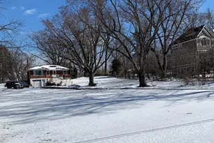 118 Balsam Ln N, Plymouth, MN 55441 - Photo 6