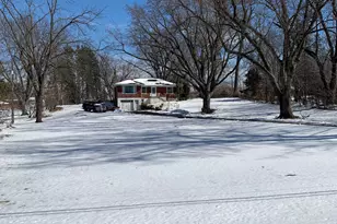 118 Balsam Ln N, Plymouth, MN 55441 - Photo 4