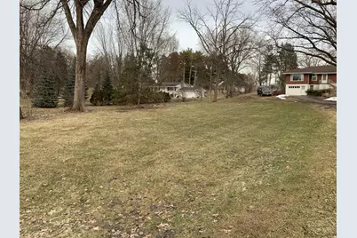 118 Balsam Lane N, Plymouth, MN 55441 - Photo 2