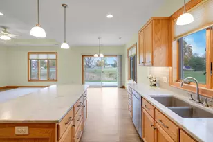 1286 Jefferson Ct, Shakopee, MN 55379 - Photo 20