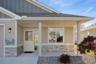 1286 Jefferson Ct, Shakopee, MN 55379 - Photo 4