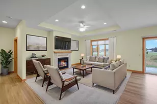 1286 Jefferson Ct, Shakopee, MN 55379 - Photo 6