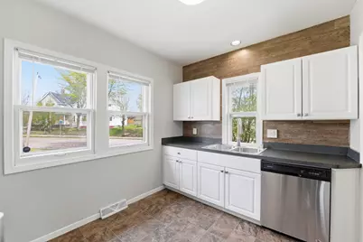 2122 Willow Avenue N, Minneapolis, MN 55411 - Photo 14