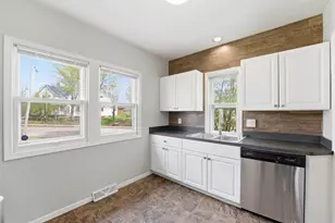 2122 Willow Ave N, Minneapolis, MN 55411 - Photo 14