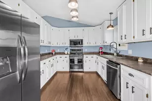 20828 Iran Ave, Lakeville, MN 55044 - Photo 8