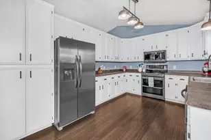 20828 Iran Ave, Lakeville, MN 55044 - Photo 8