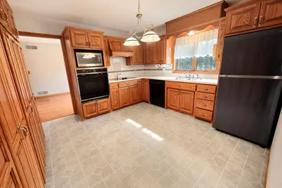 828 Brookwood Lane, Sartell, MN 56377 - Photo 6