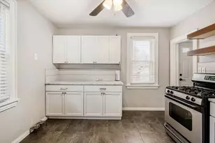 4227 Fremont Ave N, Minneapolis, MN 55412 - Photo 8