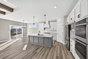 924 Yellowcrest St SW, Delano, MN 55328 - Photo 10