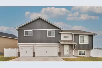 809 Holton Ave, Brainerd, MN 56401 - Photo 1