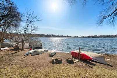 329 Geneva Avenue N #402, Oakdale, MN 55128 - Photo 6