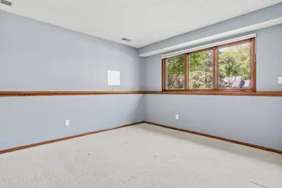13880 Pennock Avenue, Apple Valley, MN 55124 - Photo 26