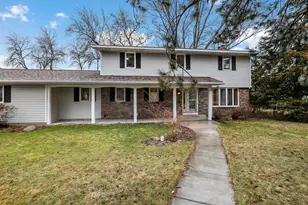 1287 Nursery Hill Ln, Arden Hills, MN 55112 - Photo 10