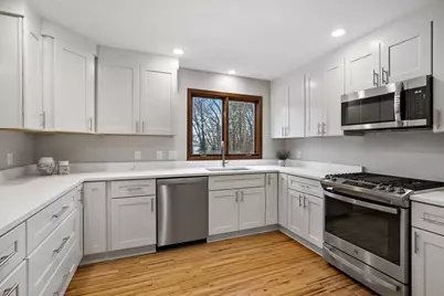 1287 Nursery Hill Lane, Arden Hills, MN 55112 - Photo 20