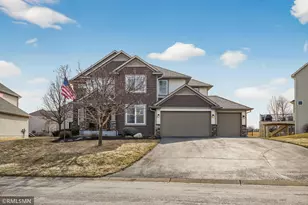 10406 Florida Ave N, Brooklyn Park, MN 55445 - Photo 2