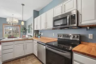 9478 Golden Eagle Ct, Monticello, MN 55362 - Photo 10