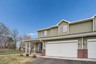 9478 Golden Eagle Ct, Monticello, MN 55362 - Photo 2