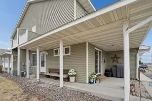 9478 Golden Eagle Ct, Monticello, MN 55362 - Photo 4