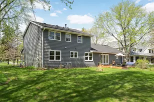 3645 Laurel Dr, Deephaven, MN 55391 - Photo 34
