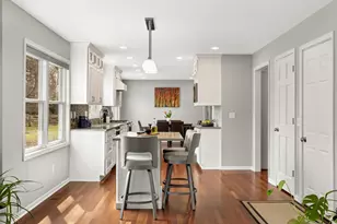 3645 Laurel Dr, Deephaven, MN 55391 - Photo 10