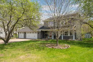 3645 Laurel Dr, Deephaven, MN 55391 - Photo 32