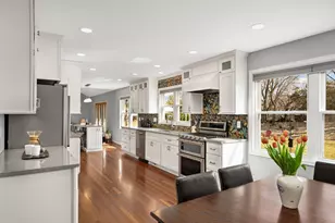 3645 Laurel Dr, Deephaven, MN 55391 - Photo 10