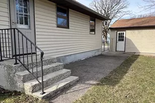 720 22nd St NE, Owatonna, MN 55060 - Photo 6