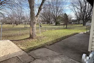 720 22nd St NE, Owatonna, MN 55060 - Photo 4