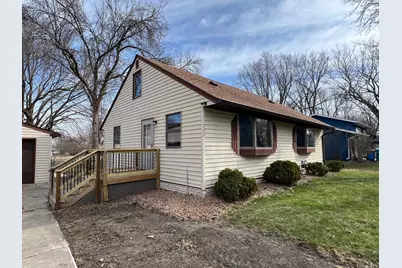 720 22nd Street NE, Owatonna, MN 55060 - Photo 2