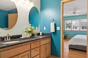 5454 Sanibel Dr, Hopkins, MN 55343 - Photo 32