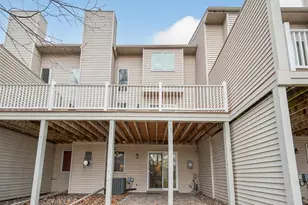 5454 Sanibel Dr, Hopkins, MN 55343 - Photo 32