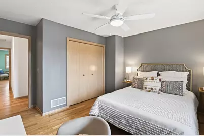 5454 Sanibel Drive, Hopkins, MN 55343 - Photo 26