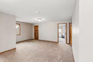 19877 Deerbrooke Path, Farmington, MN 55024 - Photo 24