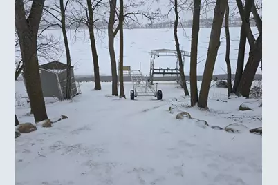 830 E Scharf Avenue, Vergas, MN 56587 - Photo 4