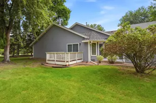 2741 River Hills Dr S, Burnsville, MN 55337 - Photo 2