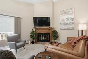 2741 River Hills Dr S, Burnsville, MN 55337 - Photo 8