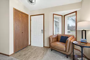 2741 River Hills Dr S, Burnsville, MN 55337 - Photo 6