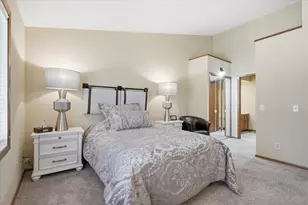 2741 River Hills Dr S, Burnsville, MN 55337 - Photo 20