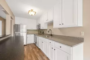 1779 Walnut Ln, Eagan, MN 55122 - Photo 14