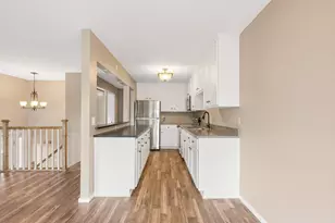 1779 Walnut Ln, Eagan, MN 55122 - Photo 2