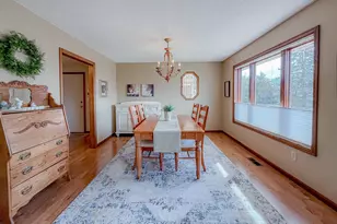 7877 73rd St S, Cottage Grove, MN 55016 - Photo 10