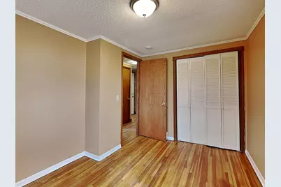 2910 Louisiana Avenue N, Crystal, MN 55427 - Photo 8