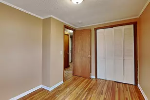 2910 Louisiana Ave N, Crystal, MN 55427 - Photo 8